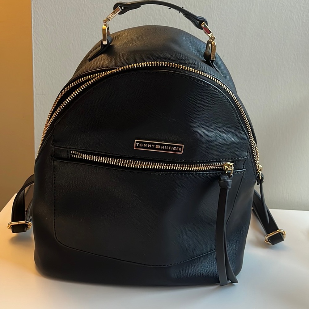Tommy Hilfiger small faux leather backpack - black